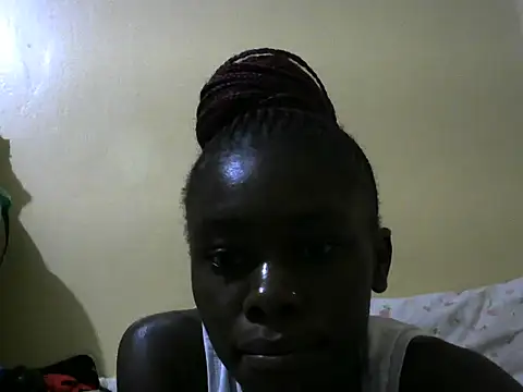 Snapshot of slimpie5 chatting on 06-10-26, 04:06 slimpie5 online show from 06-10-26, 04:06