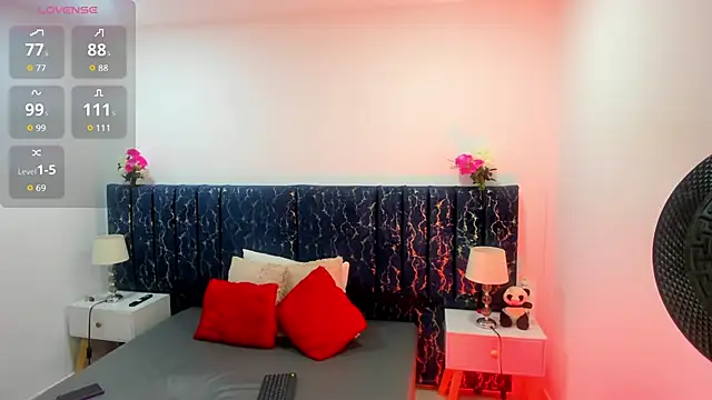 Mariana Smiith  online show from 06-27-26, 07:52