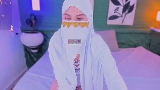 aisha k online show from 07-14-26, 11:32