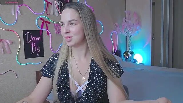 babbyalexandra online show from 07-25-26, 08:23
