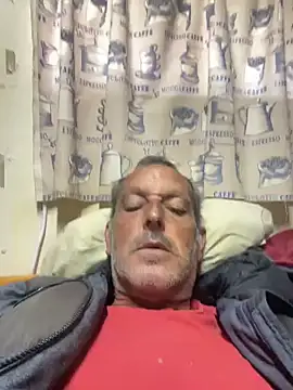 GeldenKuy online show from 06-30-26, 02:18