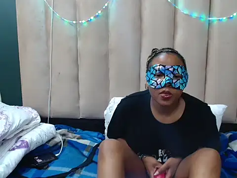 Snapshot of JustKarii chatting on 06-09-26, 08:20 JustKarii online show from 06-09-26, 08:20