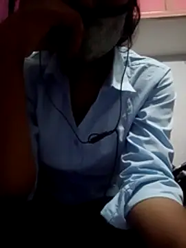 Virgin girl 001 online show from 06-10-26, 05:18