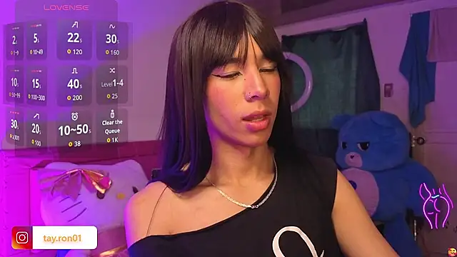 lady Tayron online show from 06-12-26, 07:13