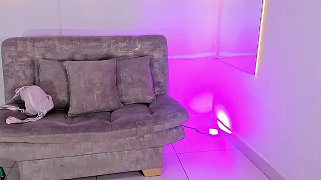 MiaHansson online show from 07-09-26, 07:07