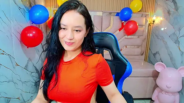 Snapshot of Aleja_r_ chatting on 06-28-26, 12:22 Aleja r online show from 06-28-26, 12:22