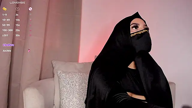Snapshot of rashida_66 chatting on 07-14-26, 12:33 rashida 66 online show from 07-14-26, 12:33