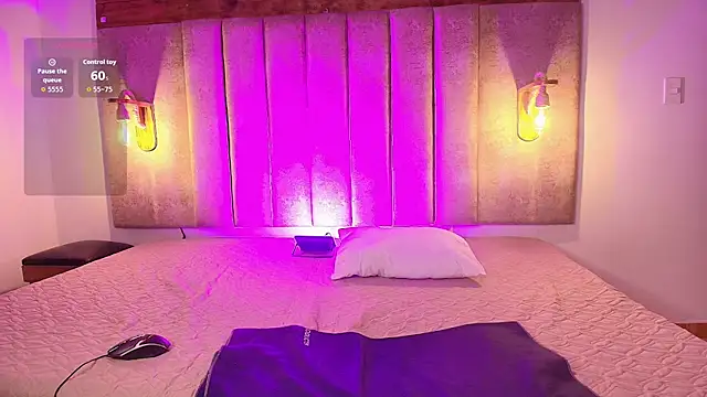Snapshot of Cristal__dream chatting on 07-11-26, 11:06 Cristal dream online show from 07-11-26, 11:06