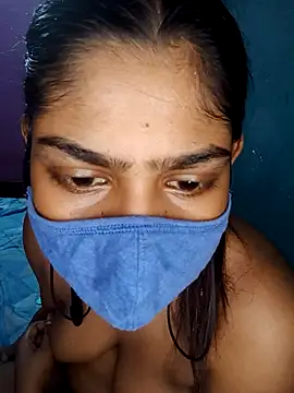Model-031 online show from 06-18-26, 12:20