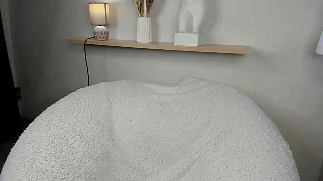Juicy Mollyy online show from 07-13-26, 01:30