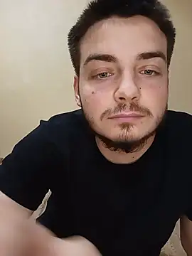Snapshot of Zevs777s chatting on 07-15-26, 07:52 Zevs777s online show from 07-15-26, 07:52