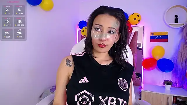 Snapshot of Camiila__1 chatting on 06-17-26, 11:45 Camiila 1 online show from 06-17-26, 11:45