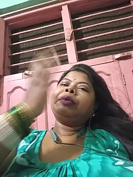 Snapshot of Mumtaz-vijay8 chatting on 07-25-26, 06:16 Mumtaz-vijay8 online show from 07-25-26, 06:16