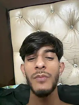 ronnnnn718 online show from 07-06-26, 07:05