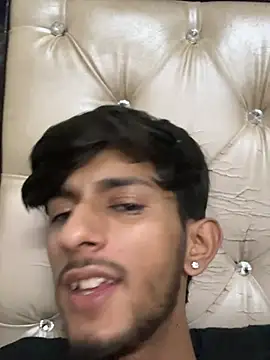 ronnnnn718 online show from 07-09-26, 11:47