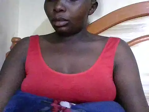 Snapshot of lucyswee chatting on 07-25-26, 06:00 lucyswee online show from 07-25-26, 06:00