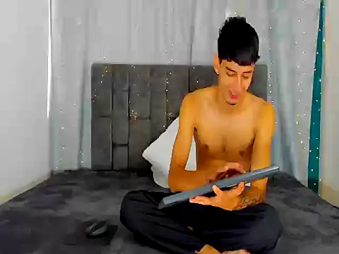 LyanLazarBBC online show from 06-16-26, 01:36
