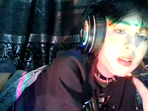 kittenpasive30 online show from 06-14-26, 04:20