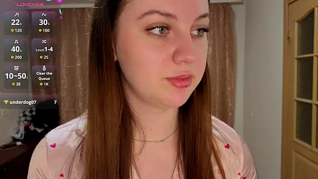 SwetLuna01 online show from 06-19-26, 07:50