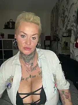 InkedMissLaBaehm online show from 07-14-26, 10:04