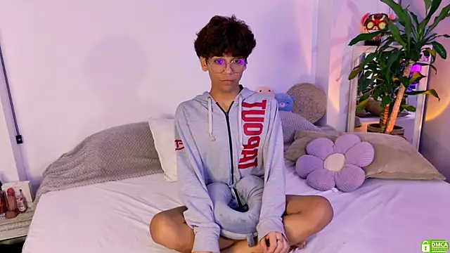 Samy Twink online show from 06-29-26, 12:50