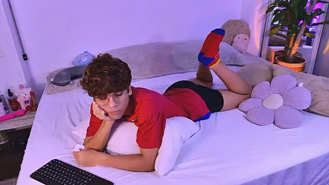 Samy Twink online show from 07-01-26, 01:18