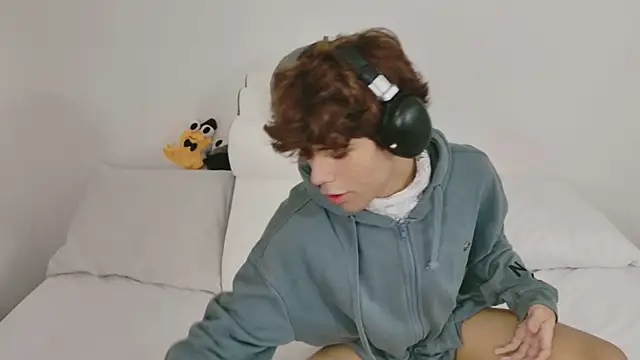 Samy Twink online show from 07-16-26, 03:12