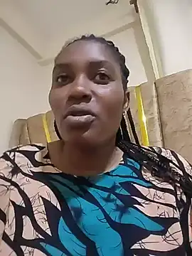 Snapshot of Diva_2000 chatting on 06-10-26, 10:52 Diva 2000 online show from 06-10-26, 10:52
