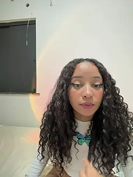 Snapshot of Anely8656 chatting on 06-24-26, 03:27 Anely8656 online show from 06-24-26, 03:27