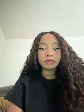 Snapshot of Anely8656 chatting on 07-31-26, 10:36 Anely8656 online show from 07-31-26, 10:36