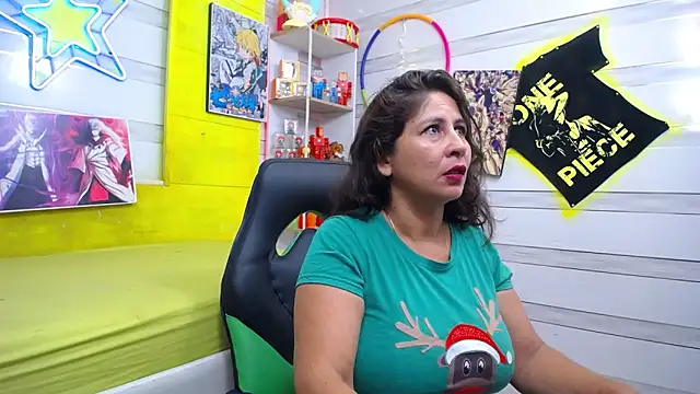 Snapshot of sofia_yummy30 chatting on 06-16-26, 01:25 sofia yummy30 online show from 06-16-26, 01:25