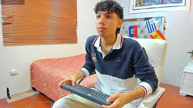 Snapshot of Jake_Falcon chatting on 07-22-26, 11:35 Jake Falcon online show from 07-22-26, 11:35