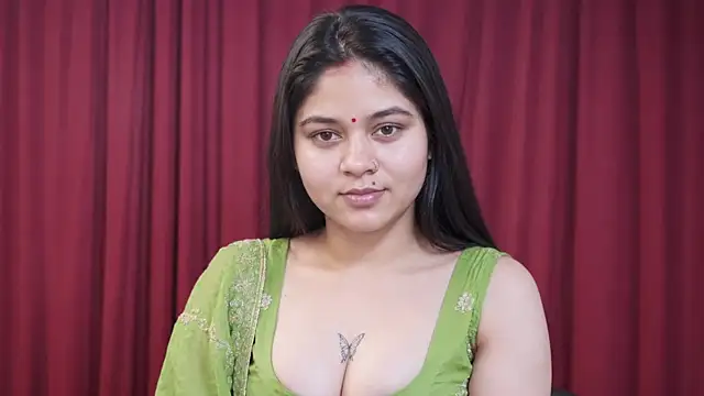 Snapshot of Manisha62 chatting on 06-11-26, 04:49 Manisha62 online show from 06-11-26, 04:49