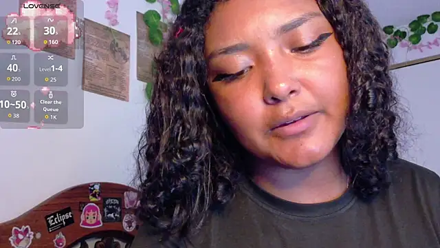 Snapshot of Luna__1 chatting on 06-26-26, 11:31 Luna 1 online show from 06-26-26, 11:31