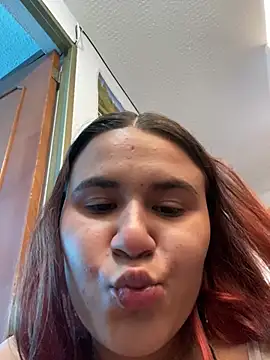 zouuii04 online show from 07-21-26, 08:11