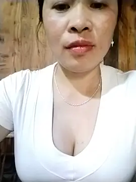 Snapshot of Lya_hott chatting on 06-14-26, 05:31 Lya hott online show from 06-14-26, 05:31
