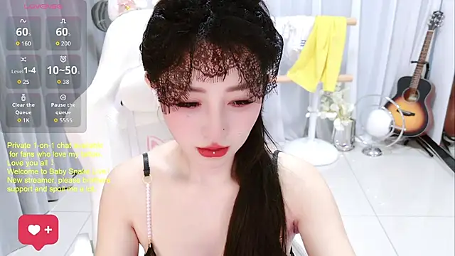 Snapshot of BabySnake chatting on 07-06-26, 02:36 BabySnake online show from 07-06-26, 02:36
