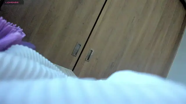little caro online show from 07-25-26, 03:42