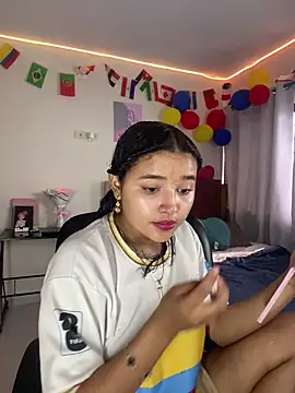 maryale01 online show from 06-18-26, 07:51