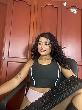 maryale01 online show from 07-18-26, 07:06