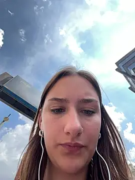 Snapshot of Violet_Velvet chatting on 07-17-26, 11:06 Violet Velvet online show from 07-17-26, 11:06