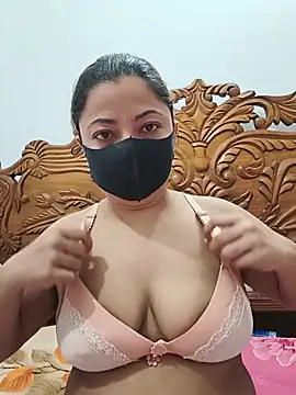 Snapshot of crazy-girl56 chatting on 06-16-26, 02:52 crazy-girl56 online show from 06-16-26, 02:52
