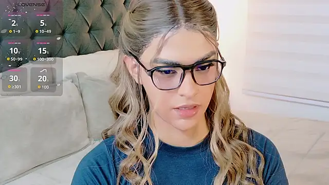 Snapshot of Scarlethvhonparker chatting on 02-14-26, 02:41 Scarlethvhonparker online show from 02-14-26, 02:41