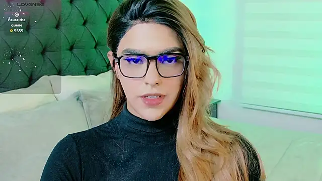 Snapshot of Scarlethvhonparker chatting on 02-28-26, 02:01 Scarlethvhonparker online show from 02-28-26, 02:01