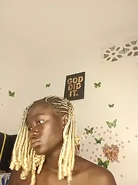 Snapshot of petiteebony254 chatting on 06-15-26, 05:20 petiteebony254 online show from 06-15-26, 05:20