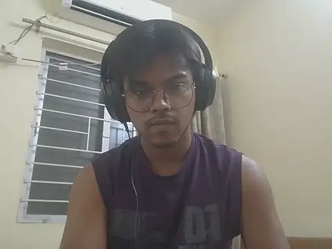 shady093 online show from 06-15-26, 06:43