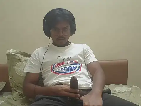 shady093 online show from 06-22-26, 04:37