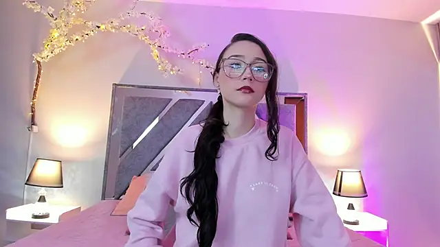 Miss Belu online show from 06-17-26, 04:04