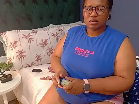 MISS BLACKBERY online show from 06-28-26, 06:19