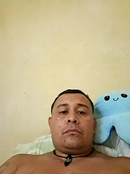 Snapshot of parejacalientenik chatting on 06-22-26, 10:51 parejacalientenik online show from 06-22-26, 10:51